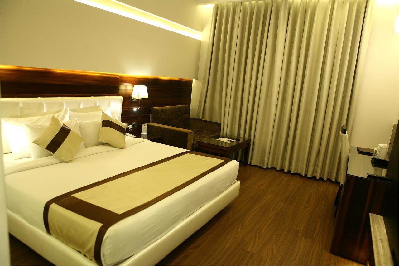 Viceroy Inn Dehradun Luaran gambar